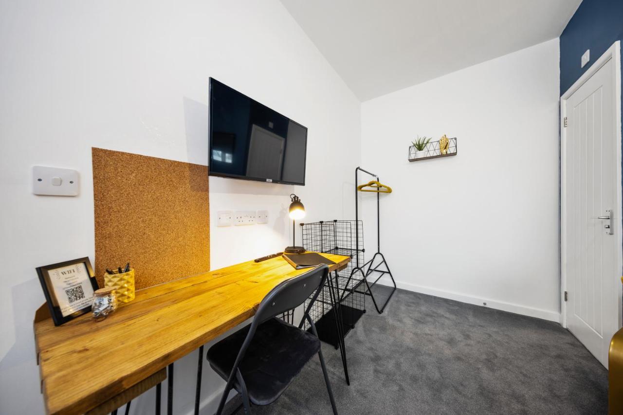 7 Bedroom House Ensuite Rooms, Fully Equipped Kitchen, Free Wifi, Tvs In All Rooms City Centre Close To A46 Inspire Homes Κόβεντρι Εξωτερικό φωτογραφία