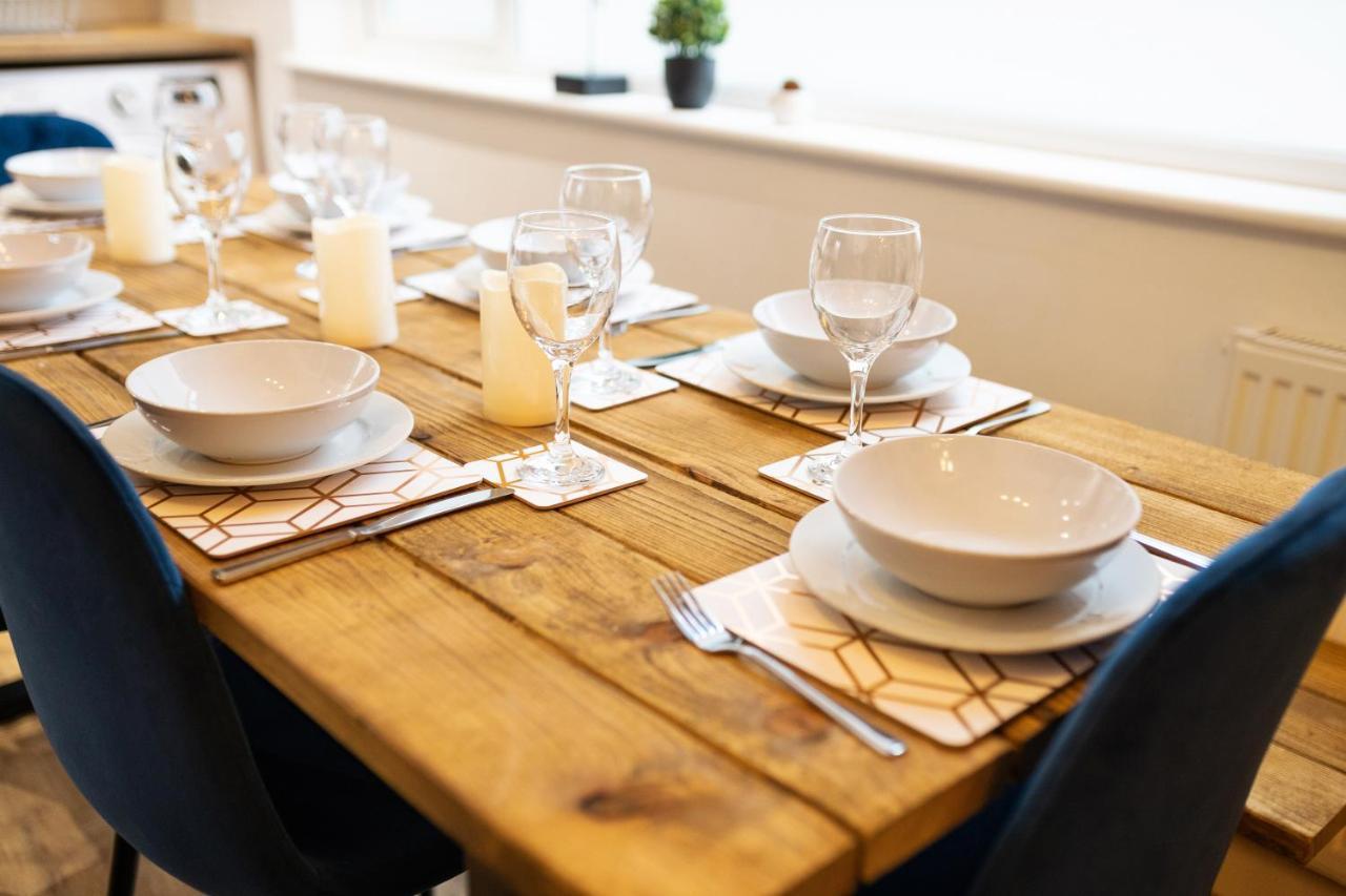 7 Bedroom House Ensuite Rooms, Fully Equipped Kitchen, Free Wifi, Tvs In All Rooms City Centre Close To A46 Inspire Homes Κόβεντρι Εξωτερικό φωτογραφία